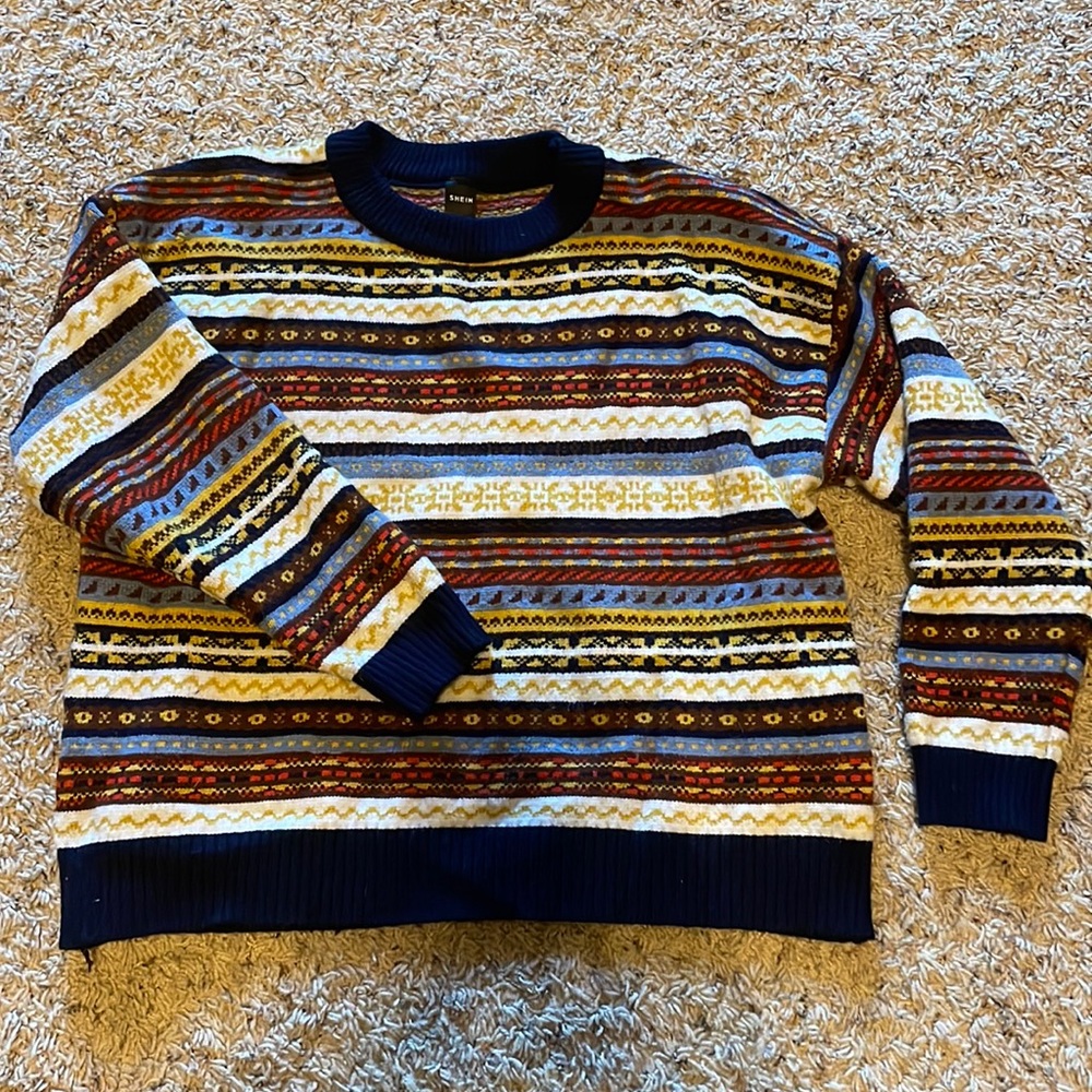 SHEIN small retro sweater